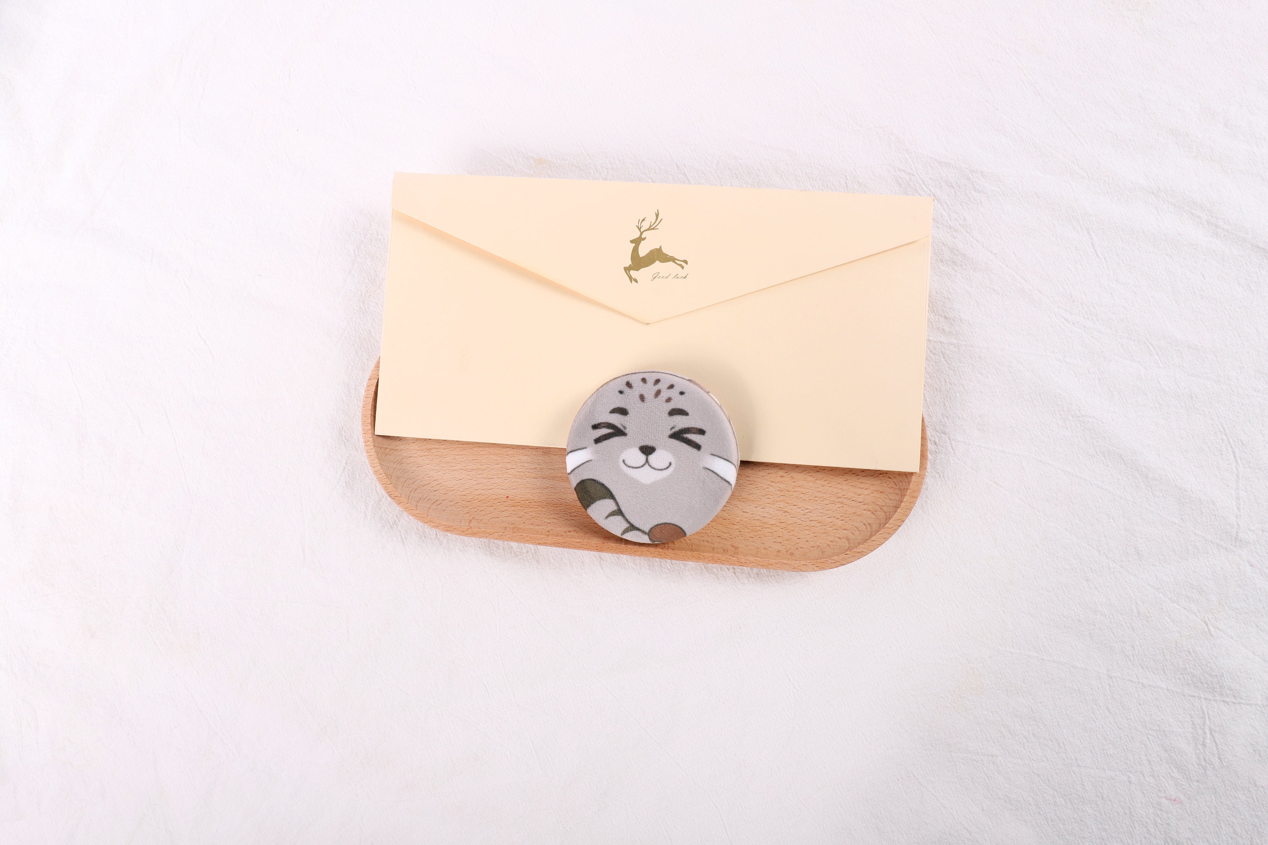 [OFFICIAL] THE BOY - 65mm Plush Button Pin